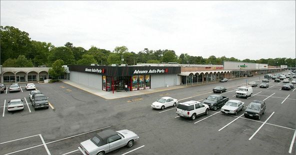 Indian River Shopping Center: 4303-4361 Indian River Rd, Chesapeake, VA 23325
